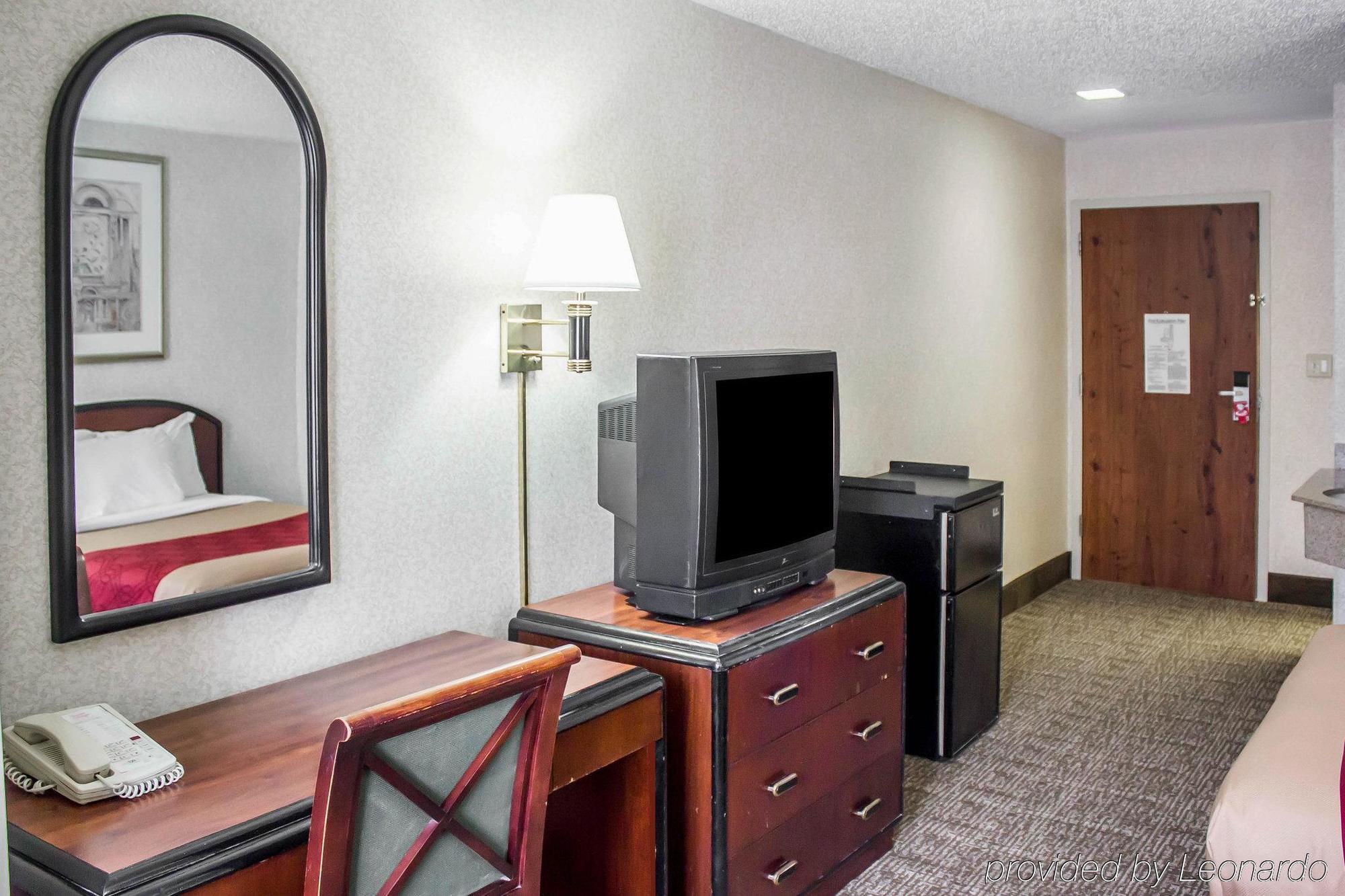 Country Inn & Suites By Radisson, Erie, Pa Kearsarge Exterior photo